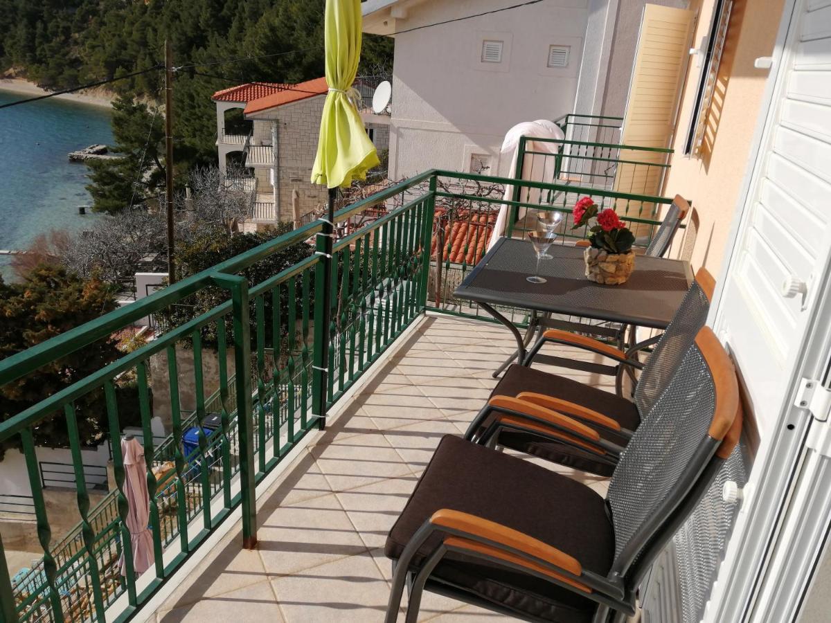 House Karlo Apartments Omis Exterior photo
