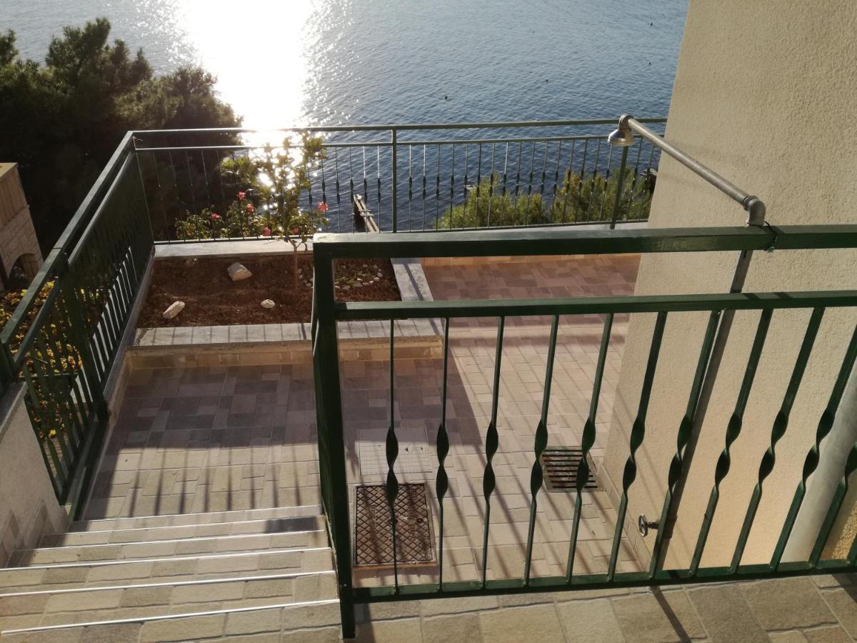 House Karlo Apartments Omis Exterior photo