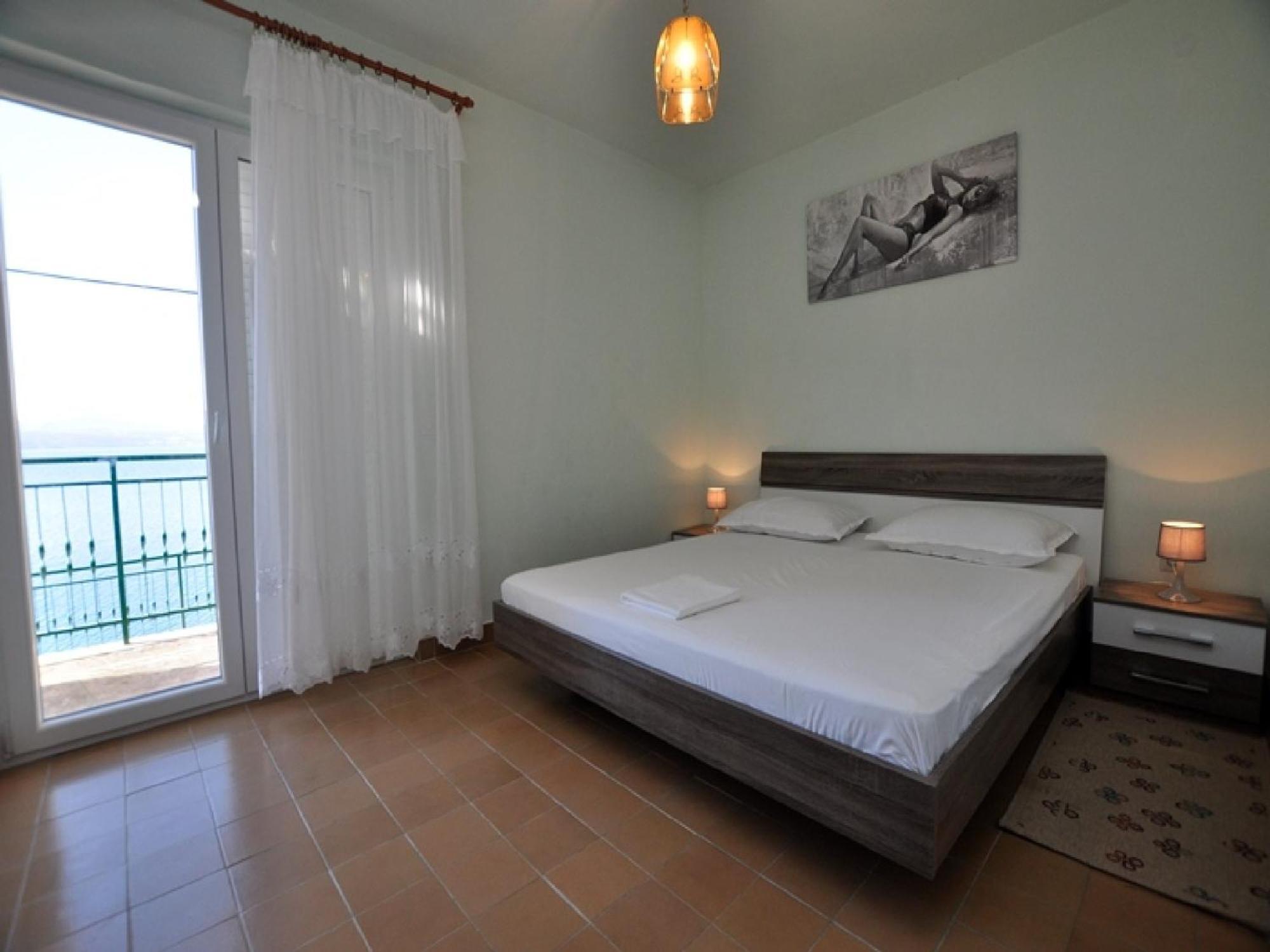 House Karlo Apartments Omis Room photo
